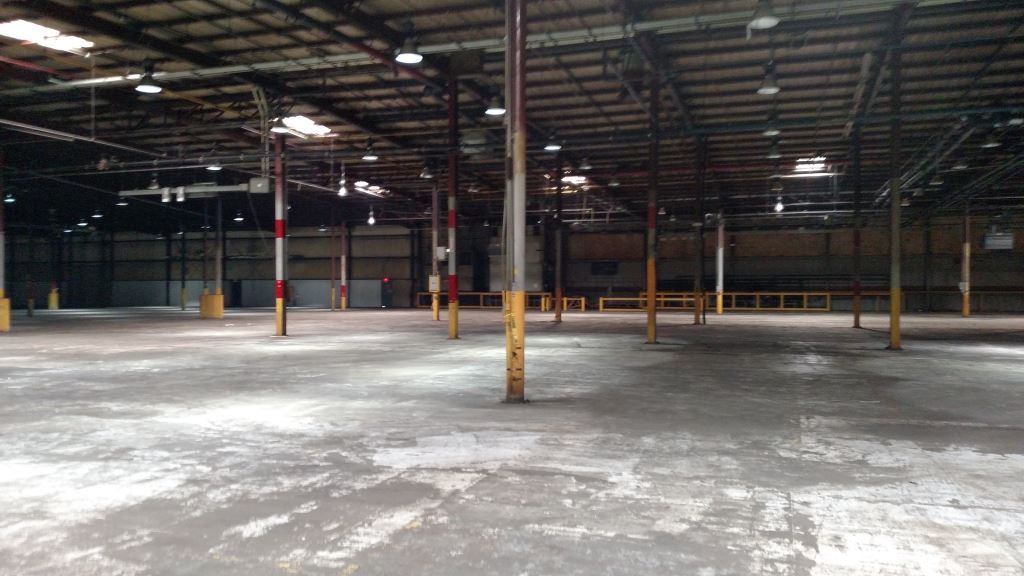 WAREHOUSE INVESTMENT OPPORTUNITY: 1303 East Voorhees Street, Danville, IL 61832